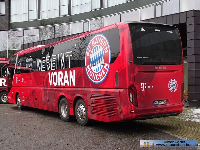 Autobus Oberbayern Wagen 228