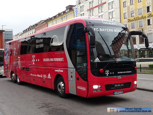 Autobus Oberbayern Wagen 190