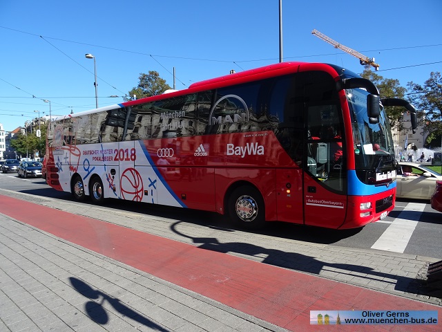 Autobus Oberbayern Wagen 196