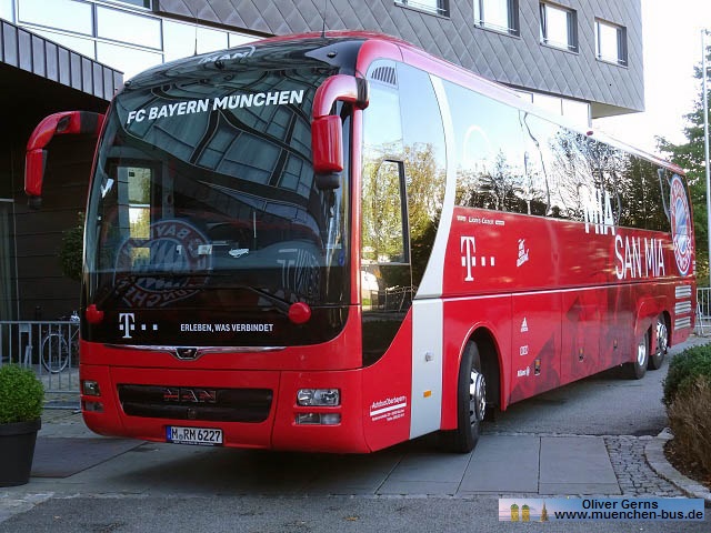 Autobus Oberbayern Wagen 227