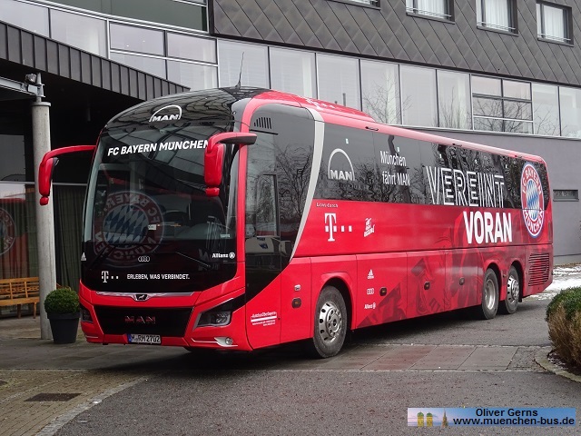 Autobus Oberbayern Wagen 228
